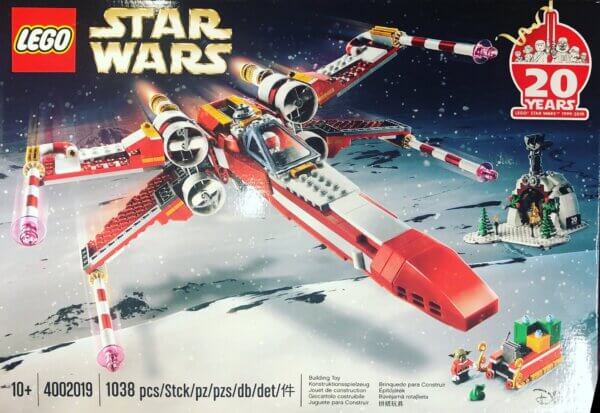 4002019: Christmas X-wing
